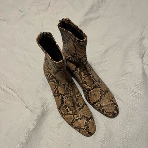 Zara snakeskin heeled booties